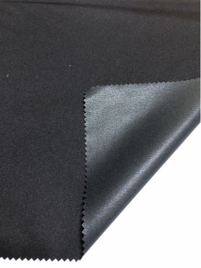 DG-PGSG  PSCC19117  20D雙面布+PU黑+10D單面布  56''  85±5gsm   100%poly   MOQ:1500y 45度照